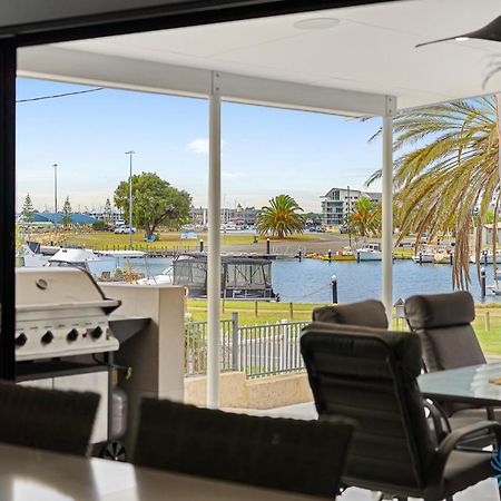 Water Lovers Haven In Mandurah Villa Exterior photo