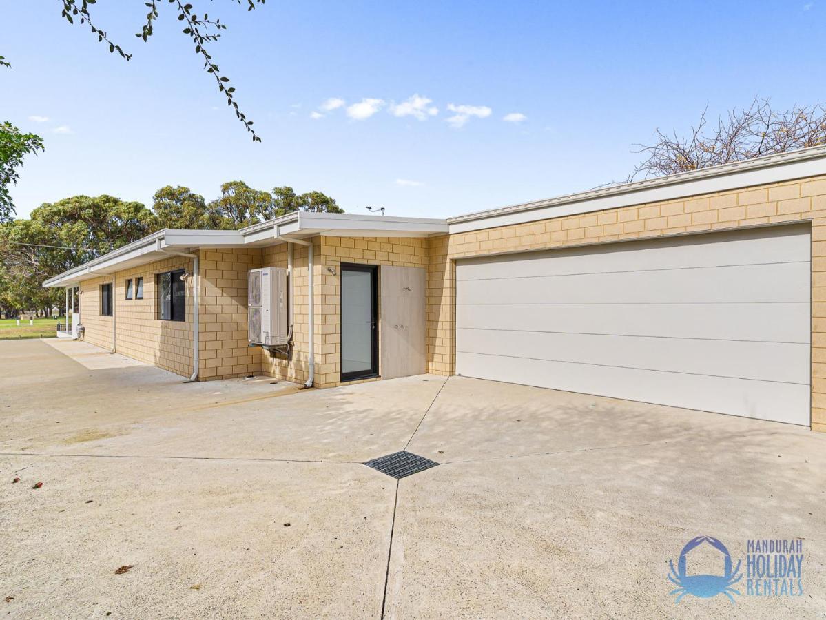 Water Lovers Haven In Mandurah Villa Exterior photo